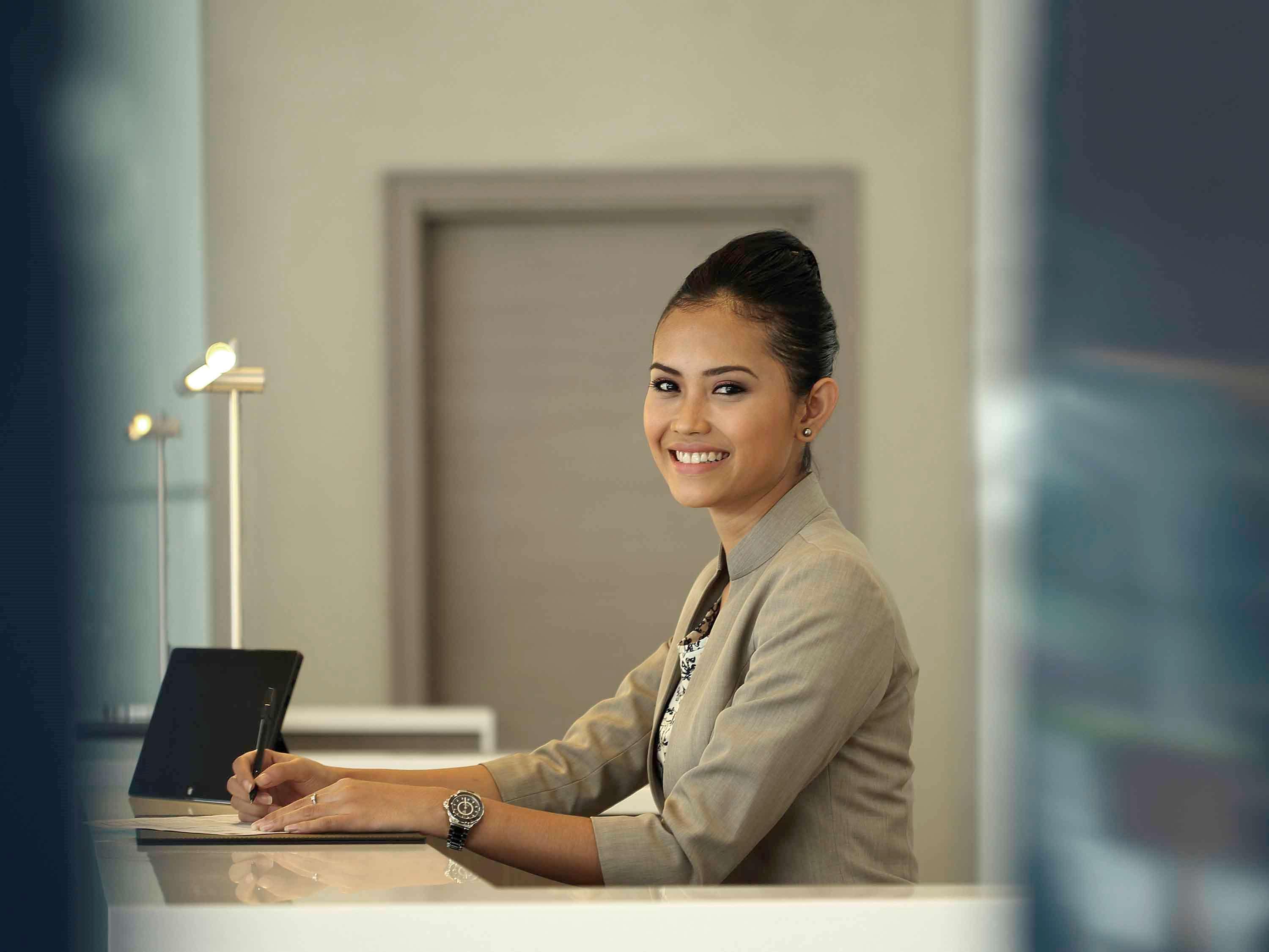 Novotel Tangerang Exterior foto